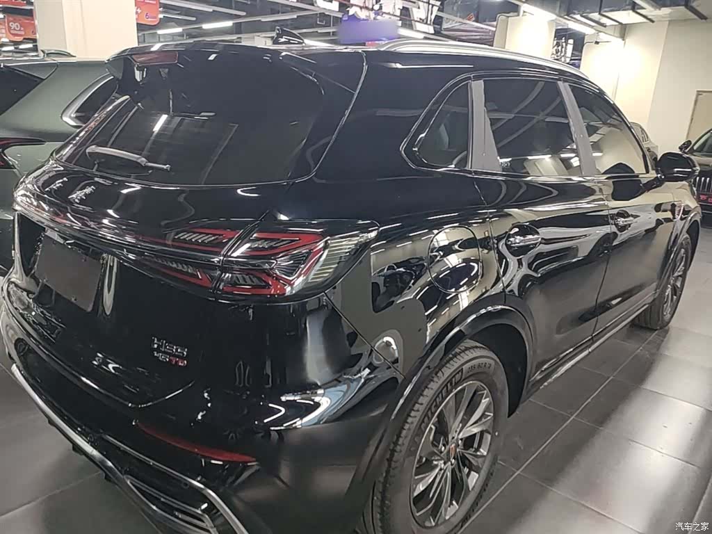 Hongqi HS5, 2023 7