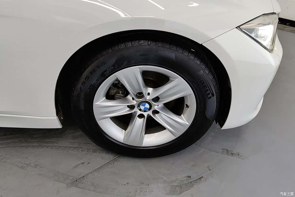 BMW 3 Series, 2013 6