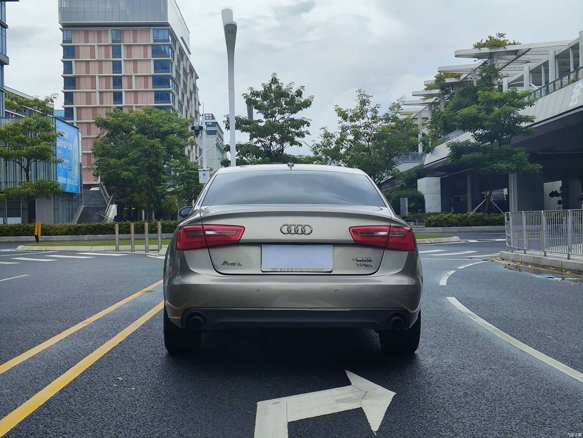 Audi A6L, 2014 все фото