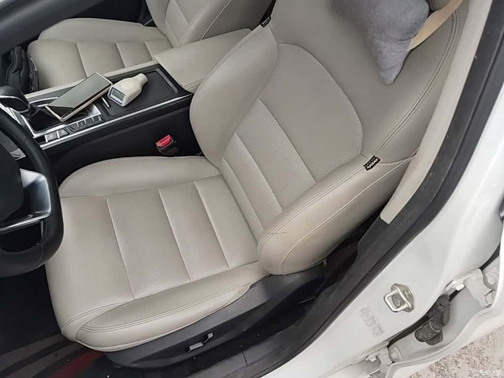 Geely Binray, 2018 15