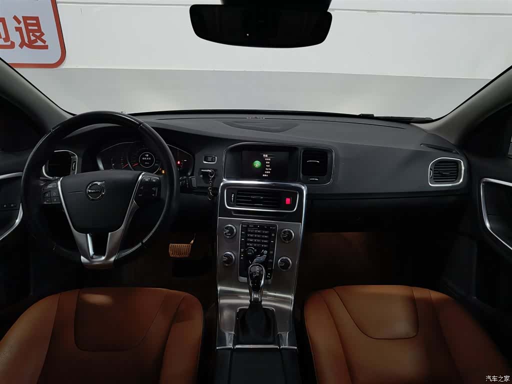 Volvo S60, 2020 все фото