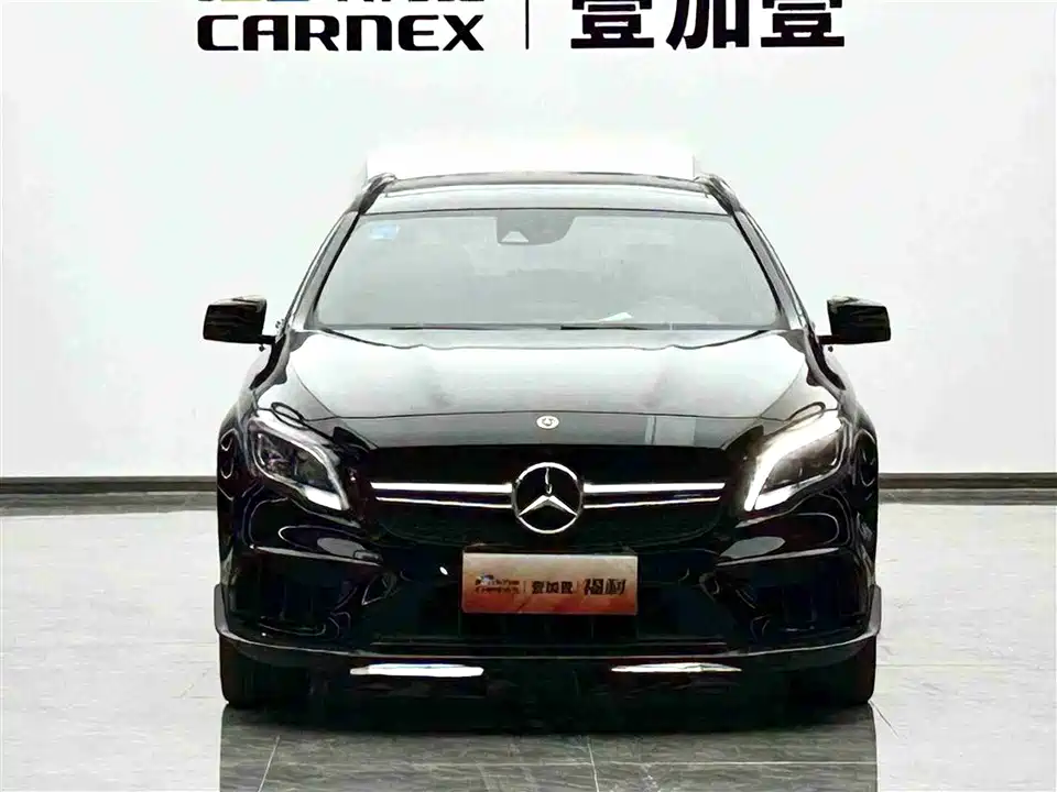 Mercedes-Benz GLA AMG