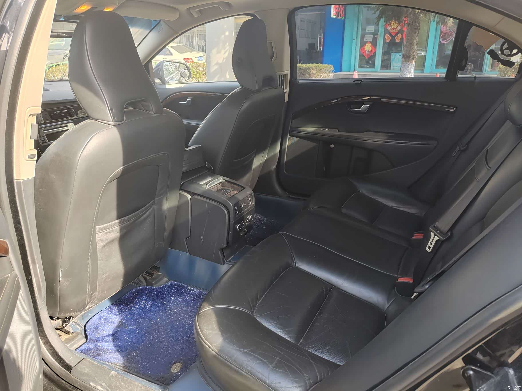 Volvo S80, 2010 9