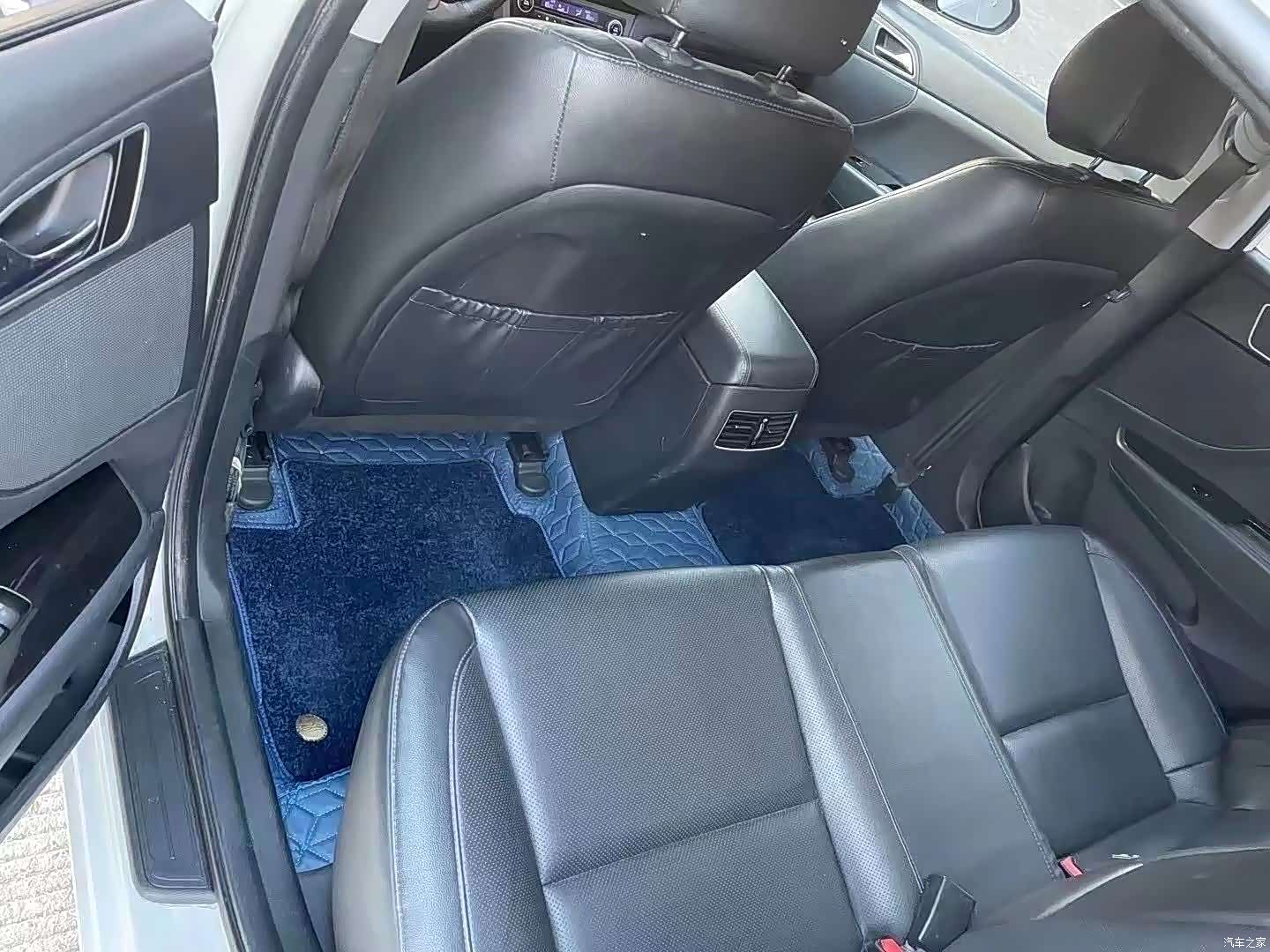 Hyundai GLS, 2015 8
