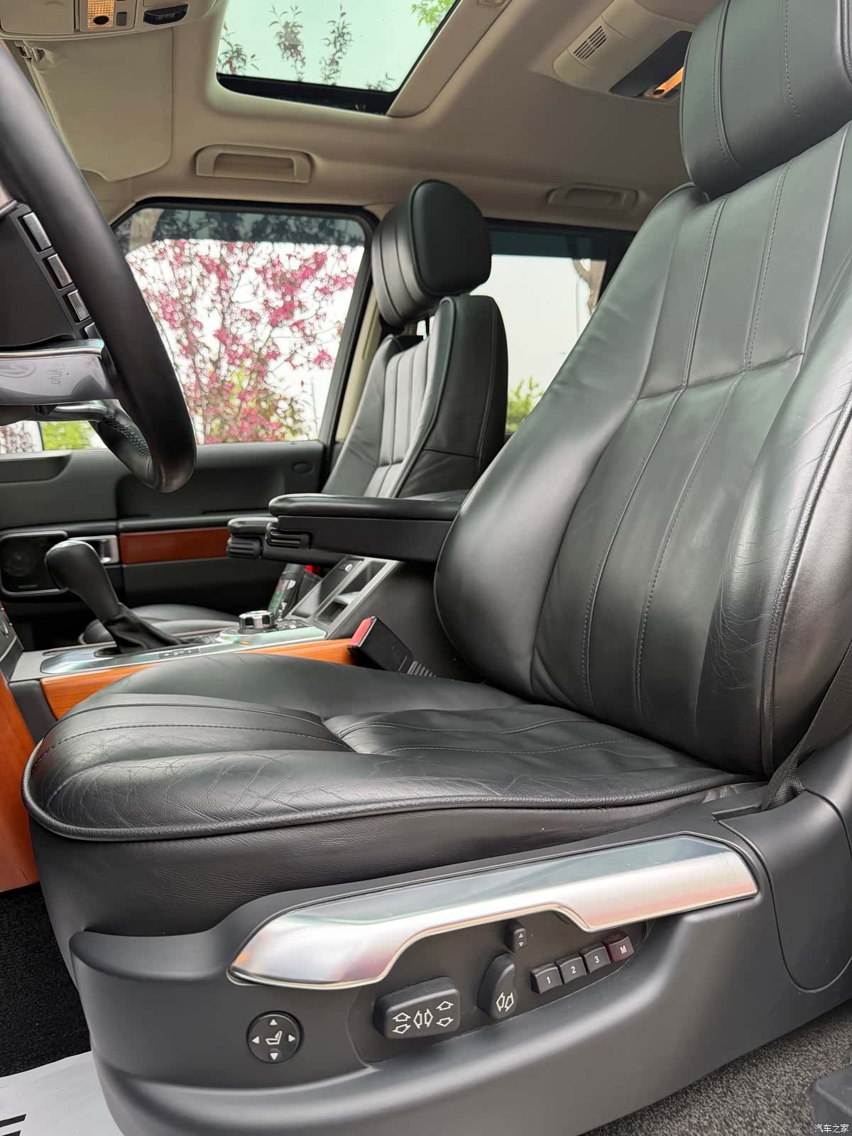 Land Rover Range Rover, 2011 9