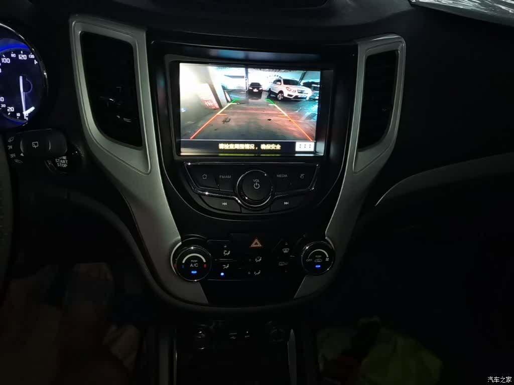 Changan CS35, 2016 13