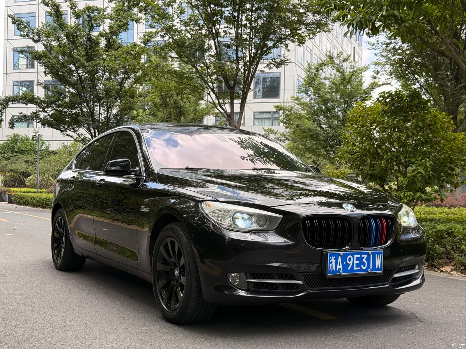 BMW 5 Series, 2011 9