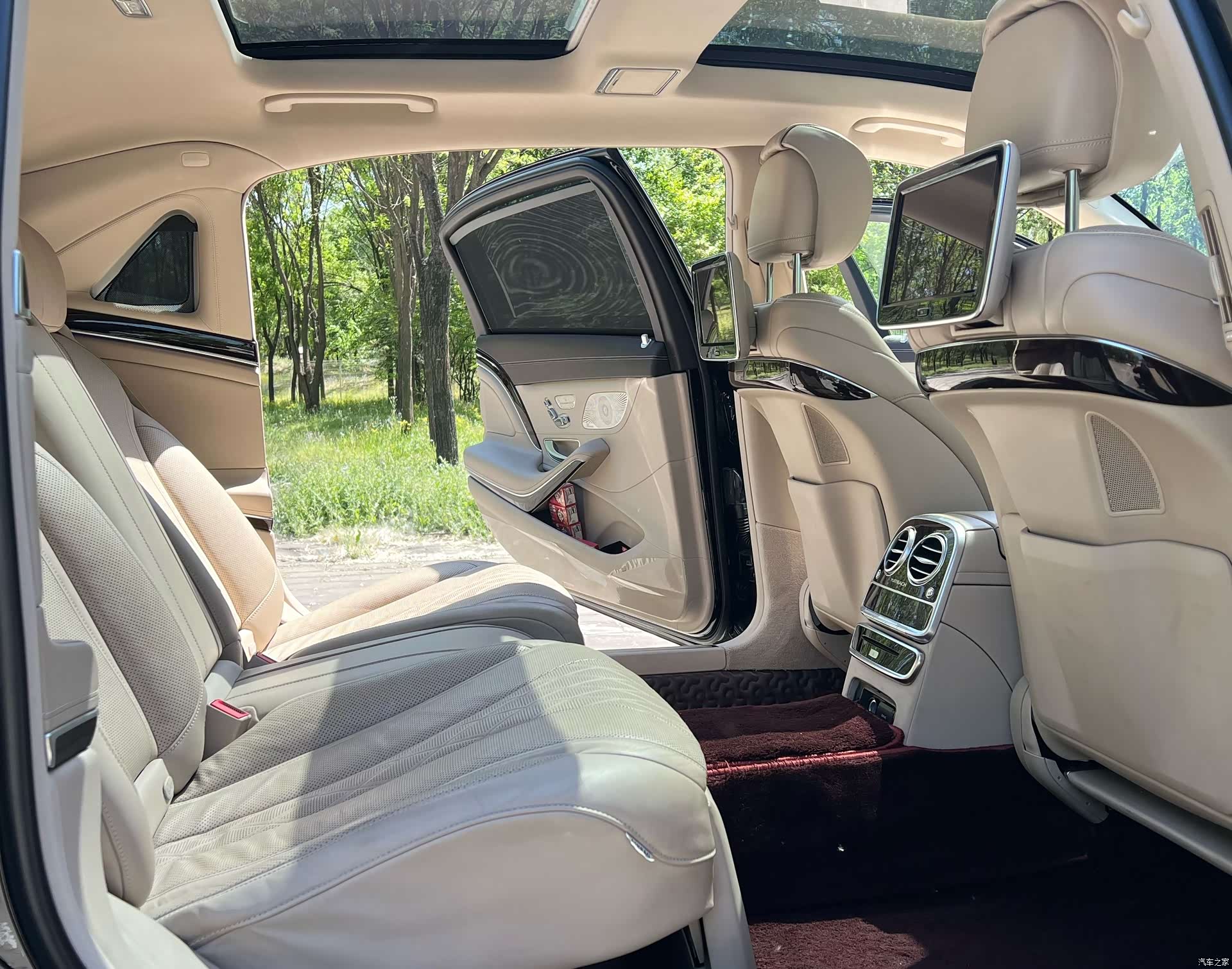 Maybach S-Class, 2017 3
