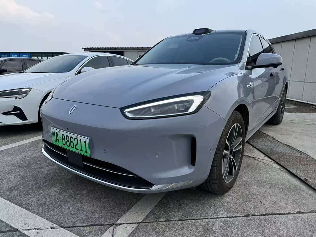 AITO M5