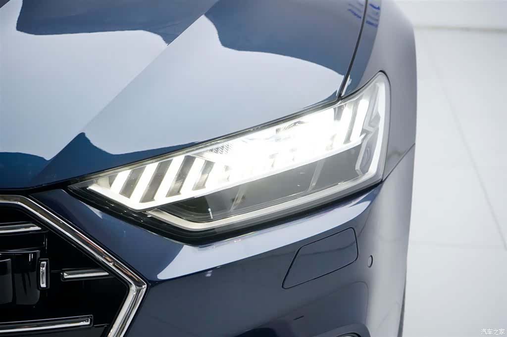 Audi A7L, 2023 17