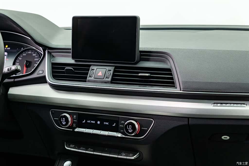Audi Q5L, 2020 15