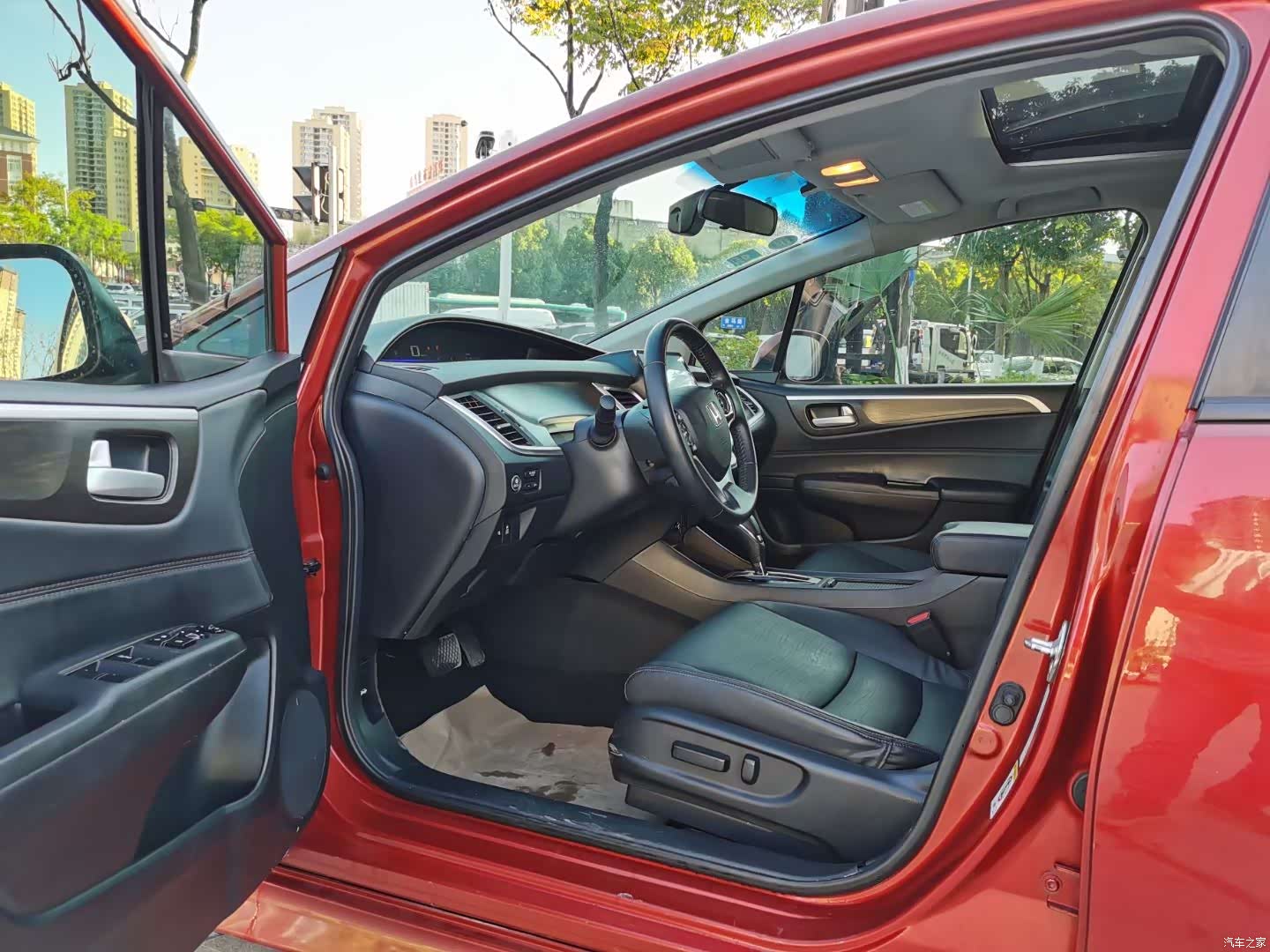 Honda Jade, 2015 все фото