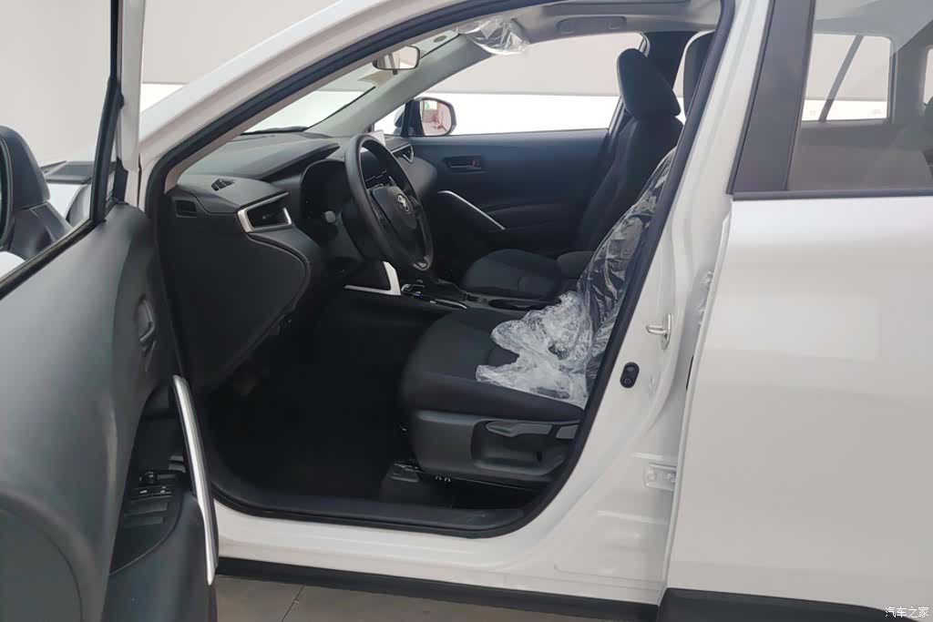 Toyota Corolla, 2026 9