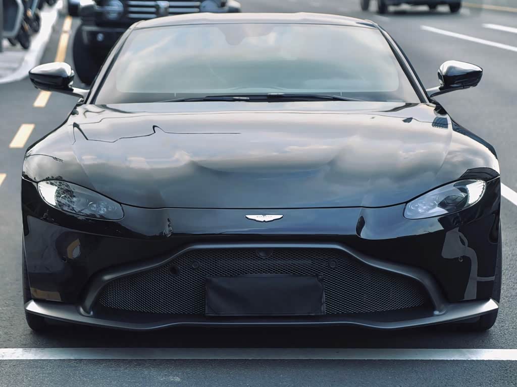 Aston Martin V8 Vantage