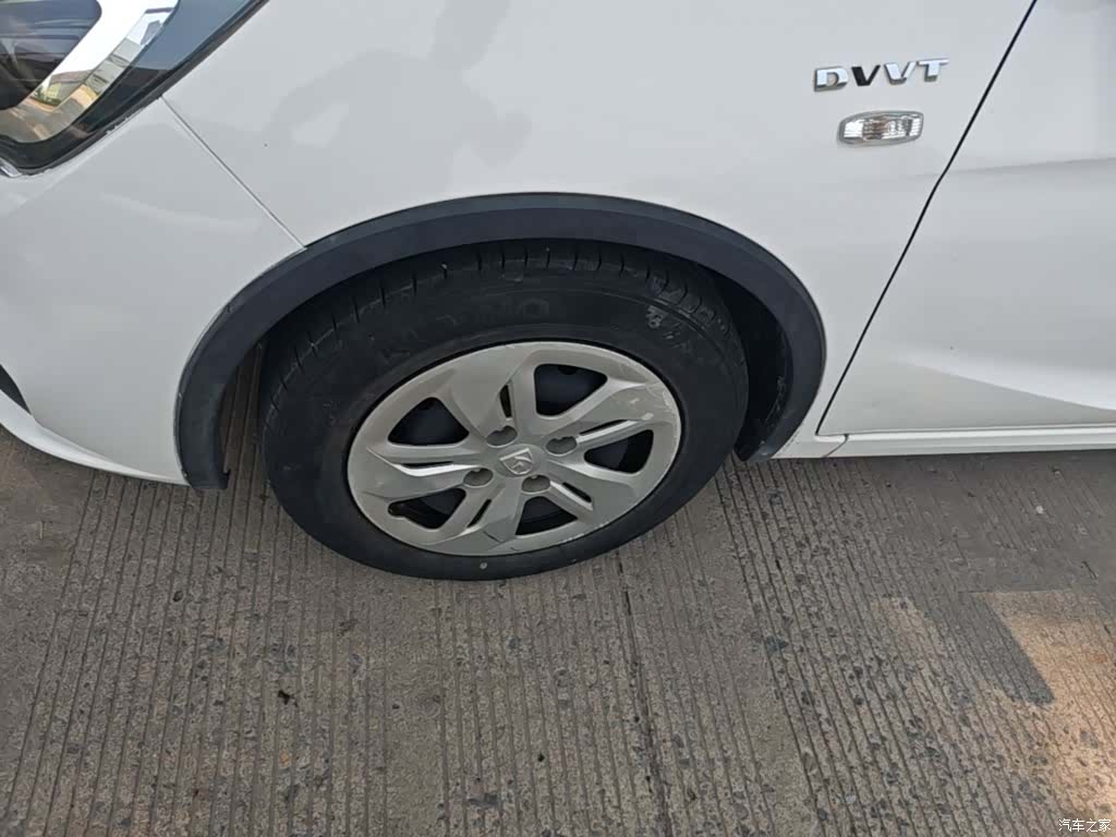 Wuling 310W, 2019 23