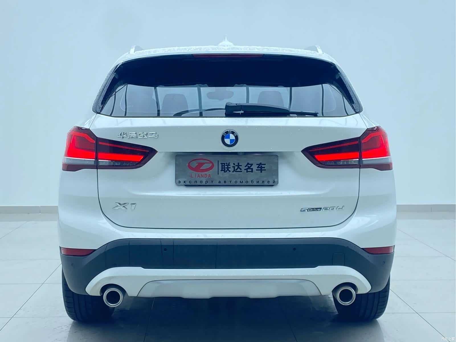 BMW X1, 2023 все фото