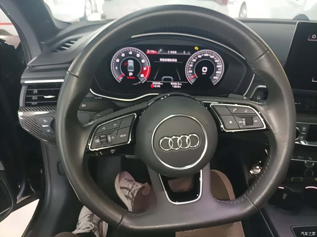 Audi A4L, 2021 11