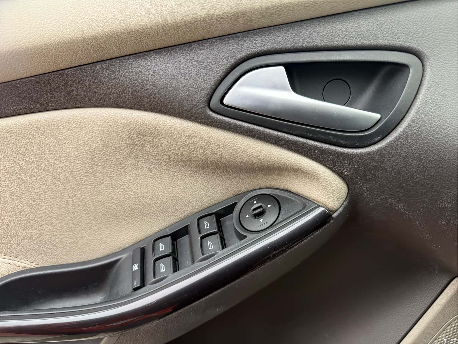 Ford Focus, 2012 17