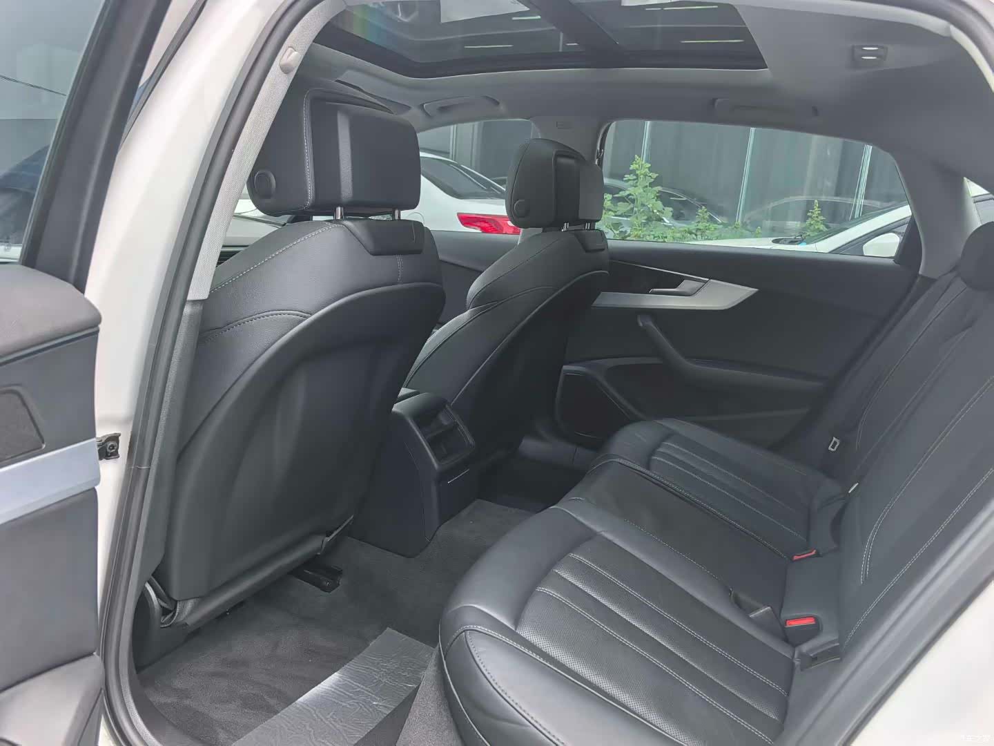 Audi A4L, 2020 6