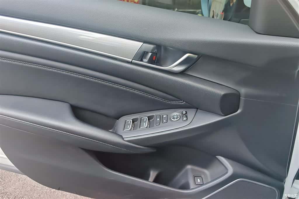 Honda Accord, 2019 7