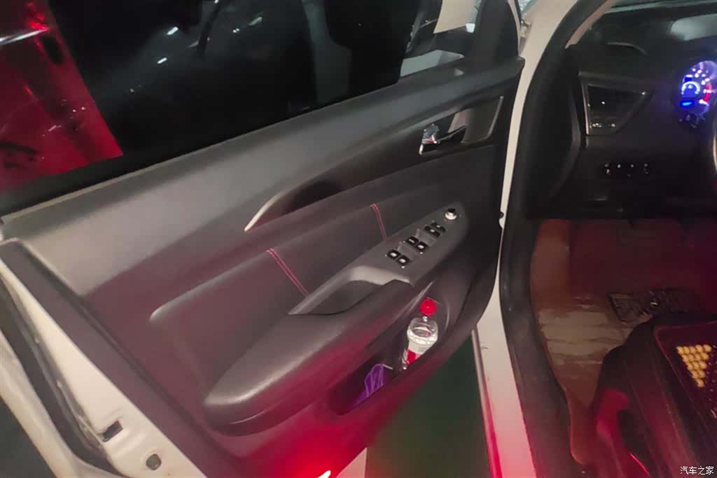 Changan CS75, 2016 7