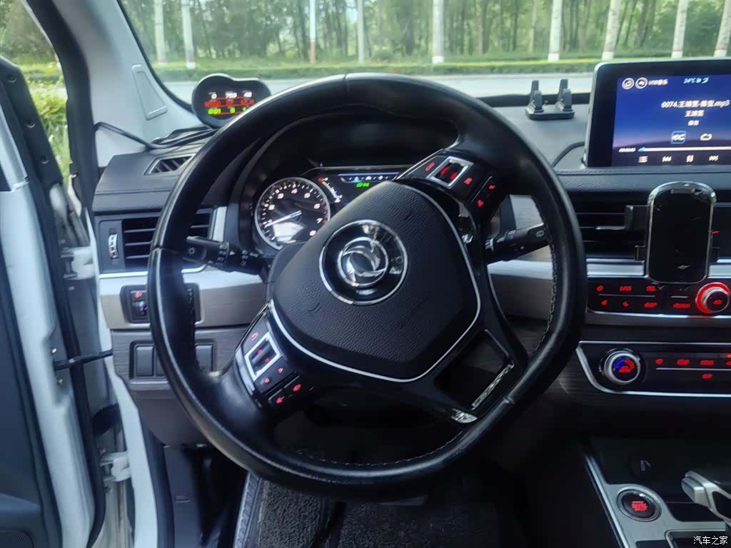 DongFeng X6, 2017 11