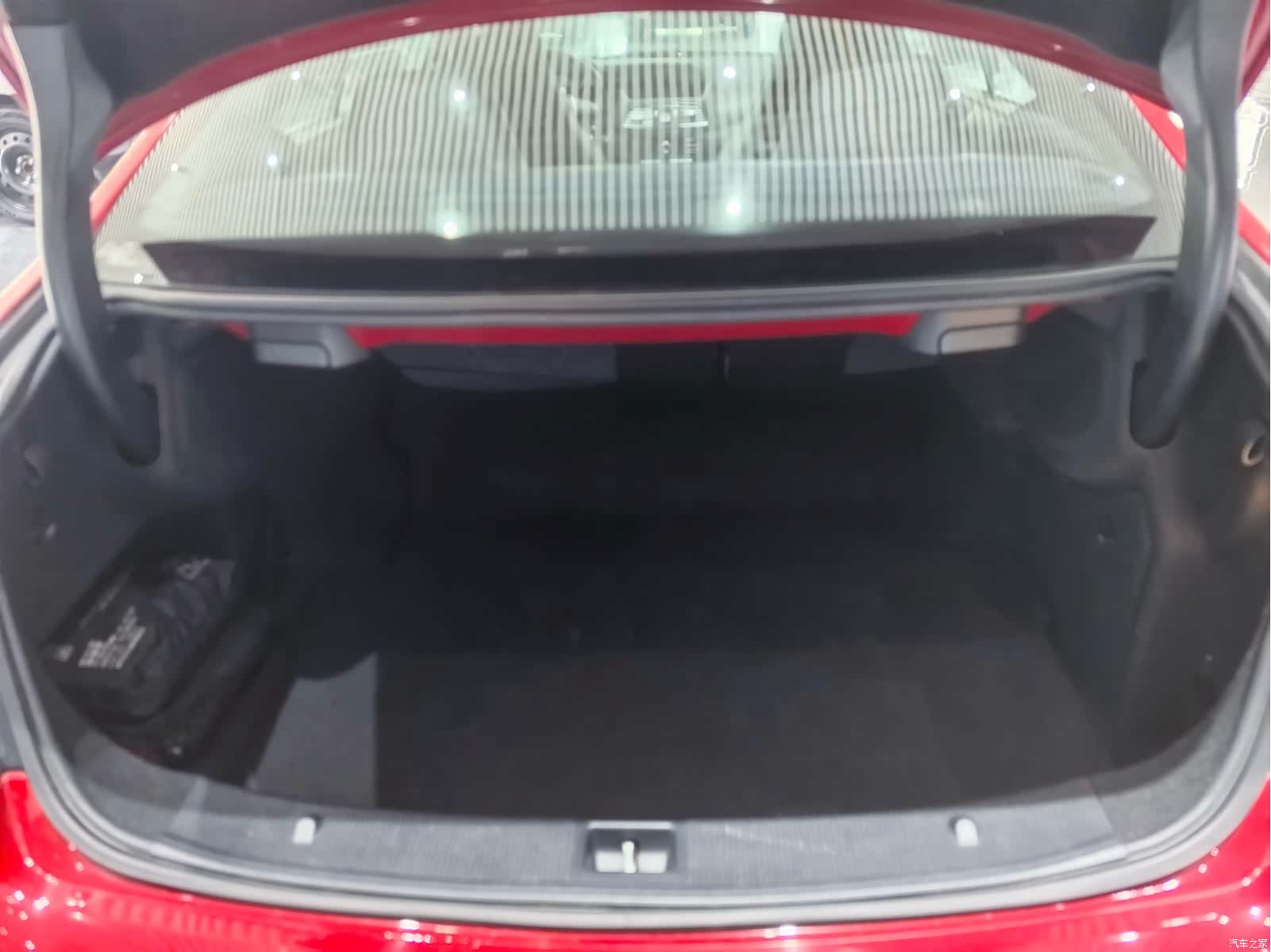 Mercedes-Benz E-Class, 2016 27