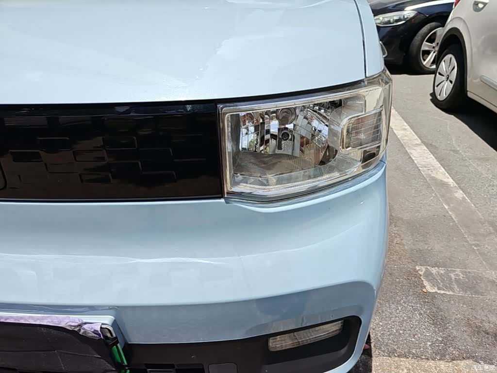 Wuling MINIEV, 2020 24
