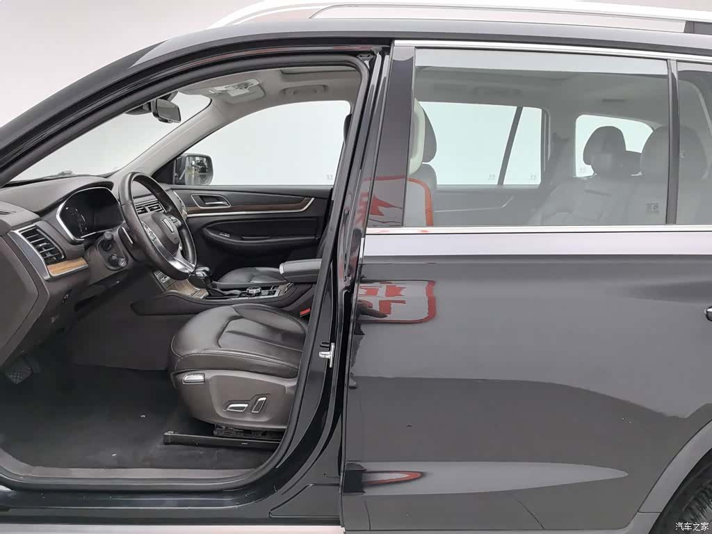 Roewe RX8, 2018 10