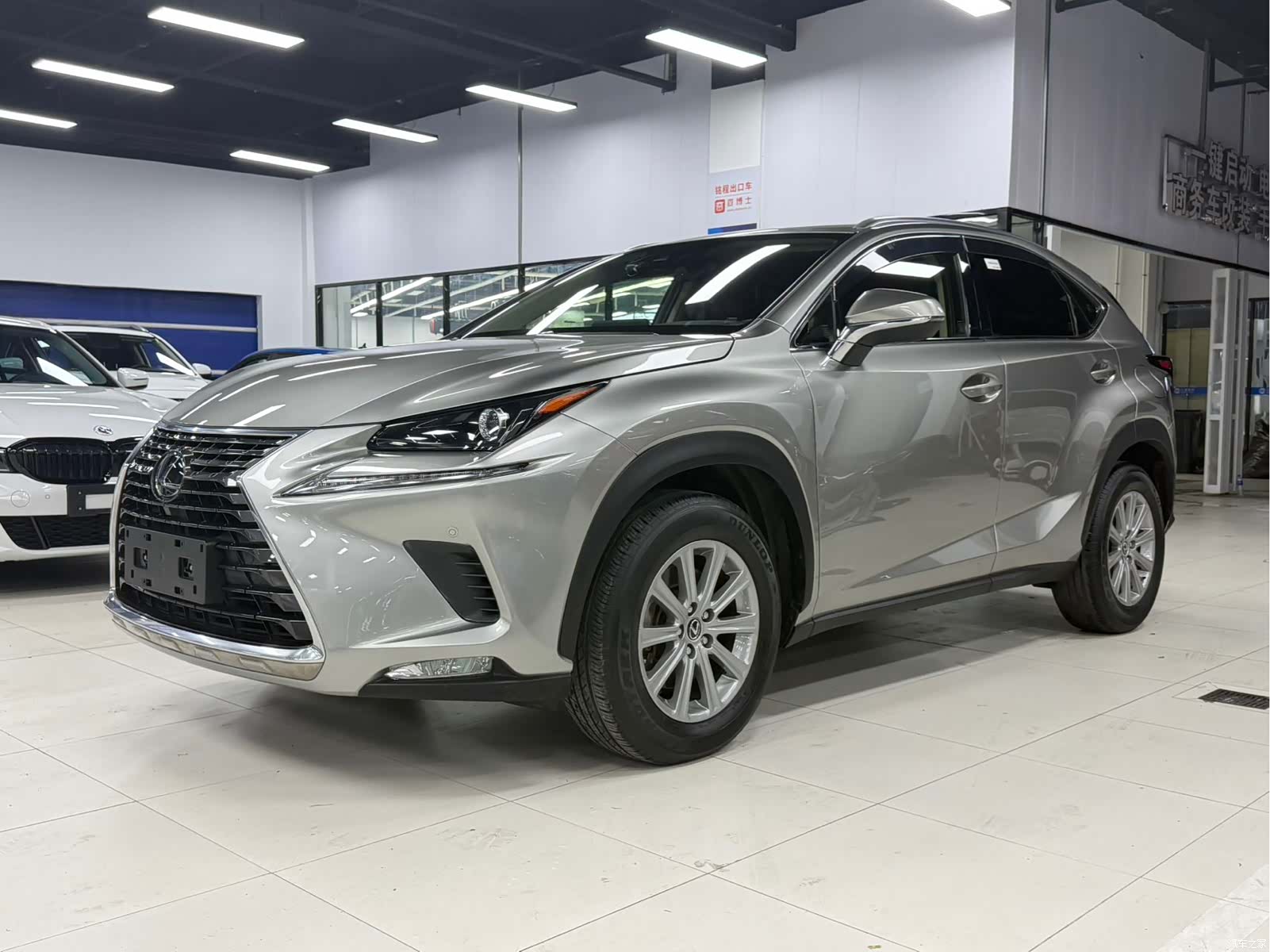 Lexus NX, 2021 1