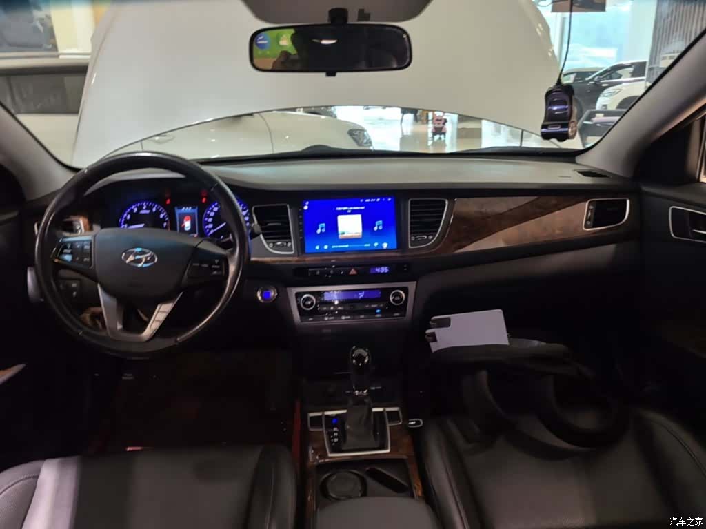 Hyundai DLX, 2016 10