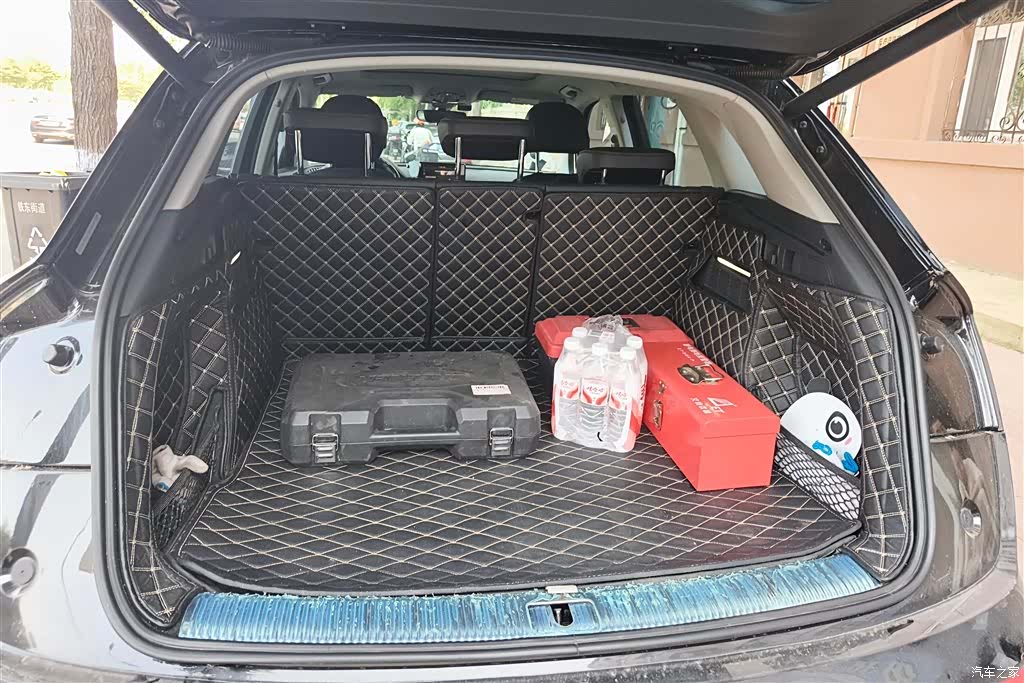 Audi Q5L, 2020 4