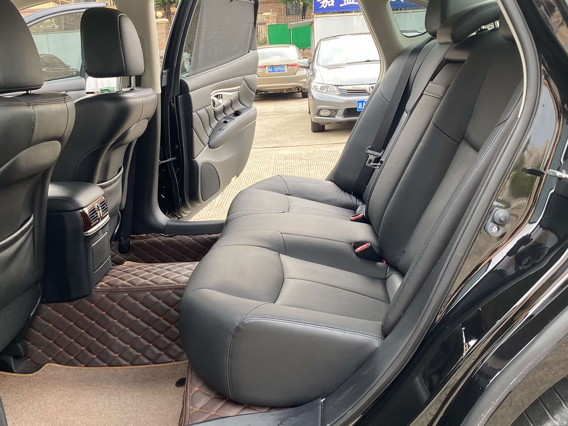 Infiniti Q70, 2018 4