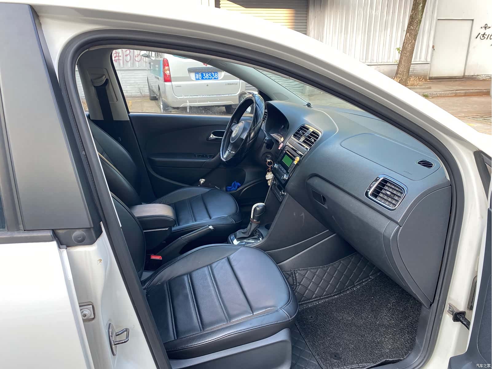 Volkswagen Polo, 2012 15