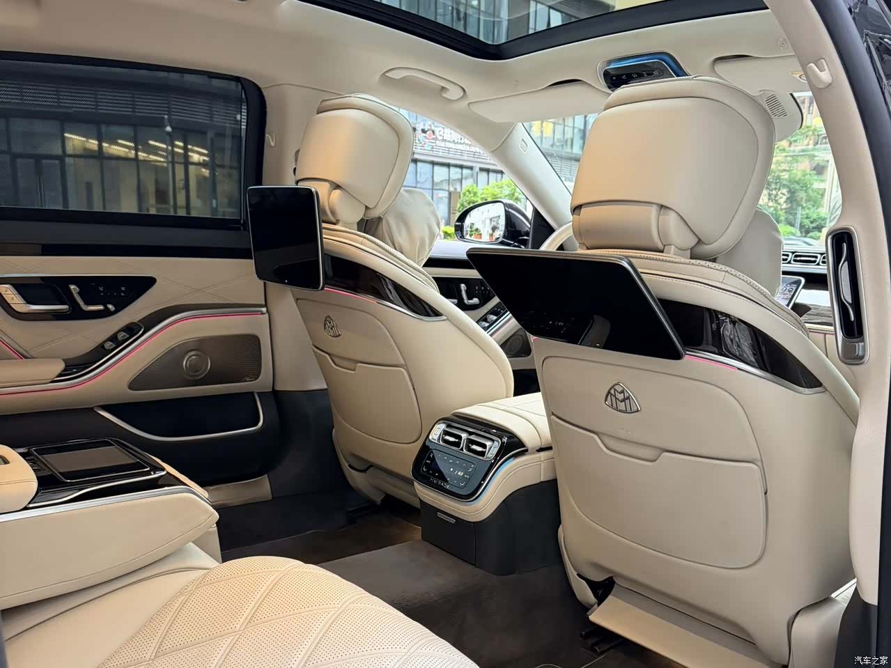 Maybach S-Class, 2021 9