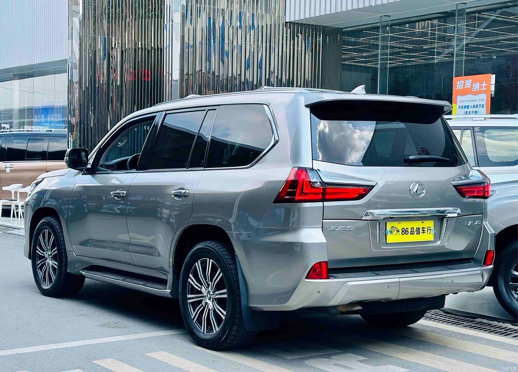 Lexus LX, 2018 все фото