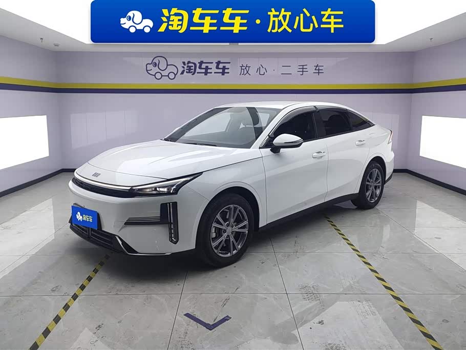 Geely Galaxy L6