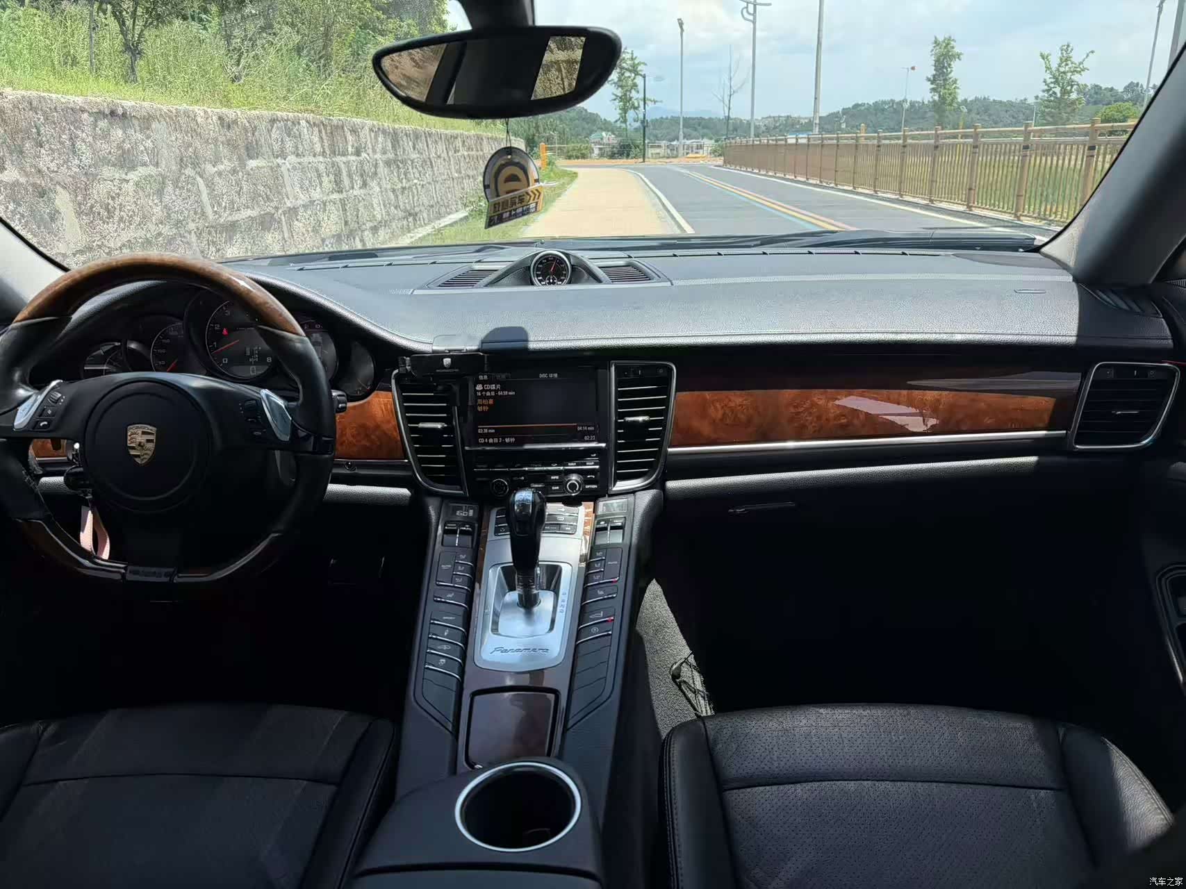 Porsche Panamera, 2011 7