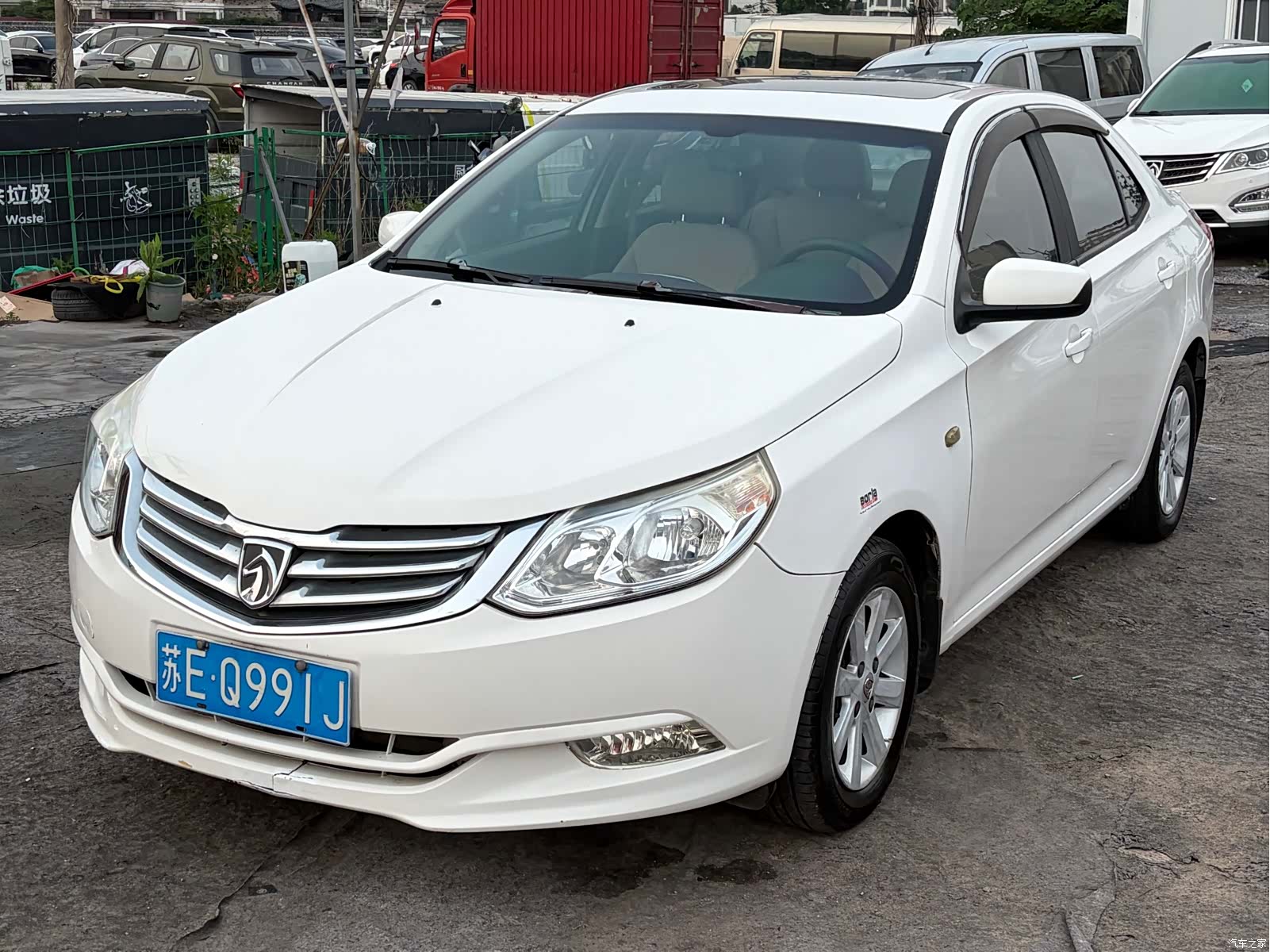 Wuling 630, 2012 1