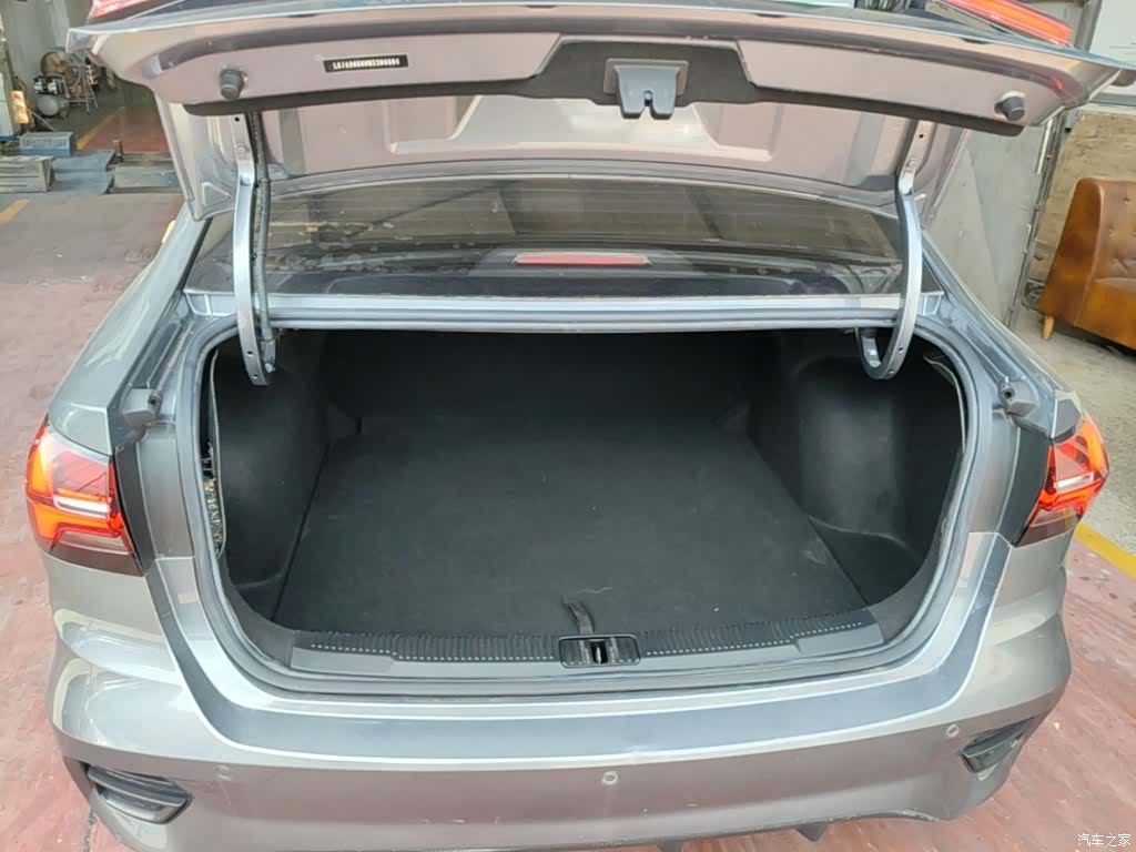 Roewe i5, 2022 19