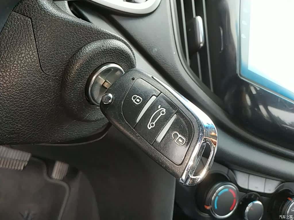 Chevrolet 320, 2019 9