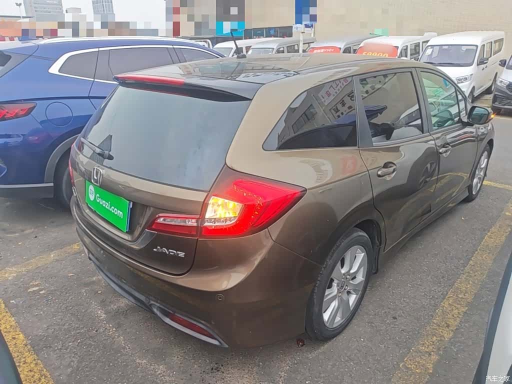 Honda Jade, 2015 7