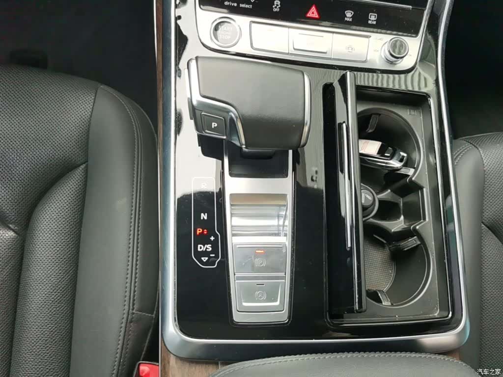 Audi Q7, 2021 21