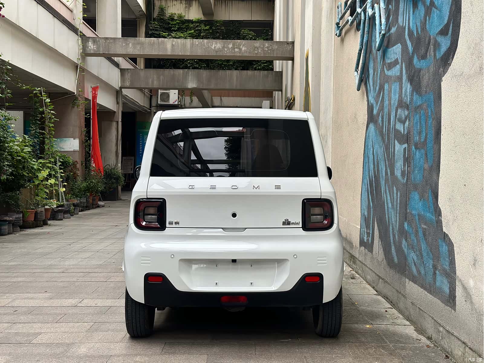 Geely Panda, 2023 4