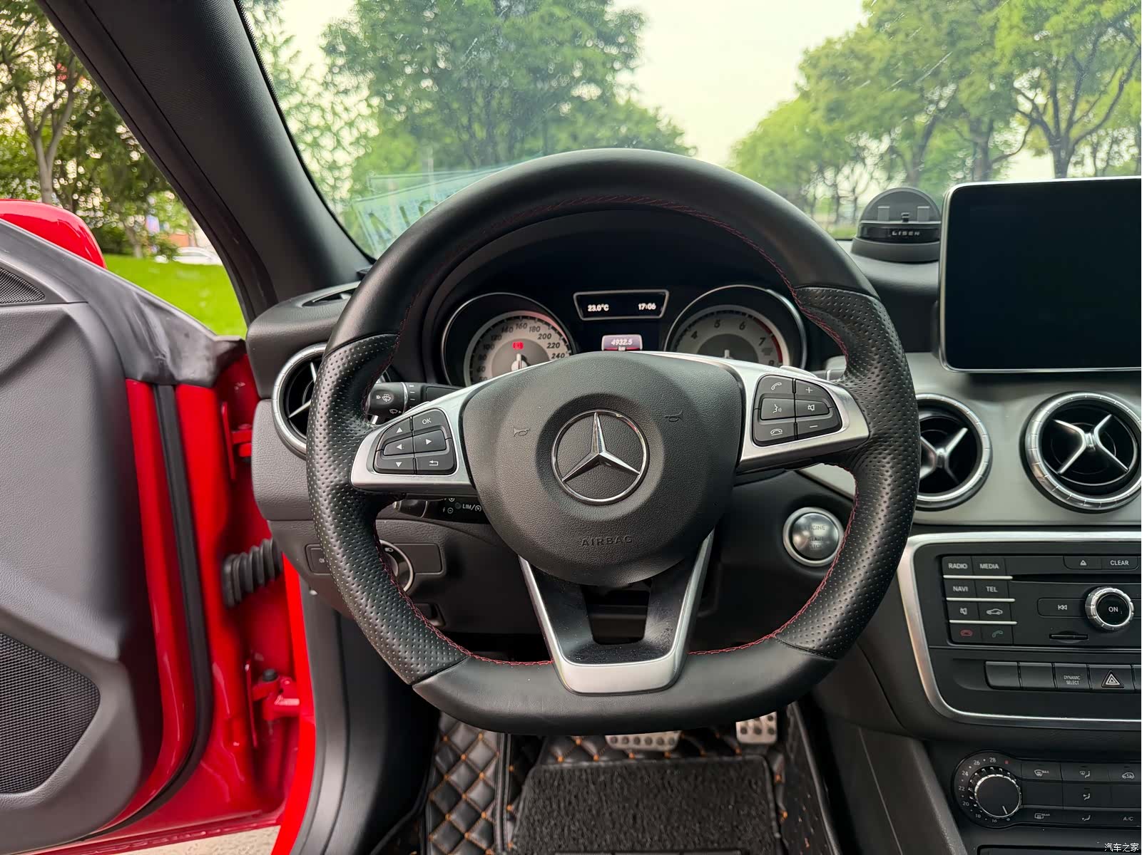 Mercedes-Benz CLA, 2017 14