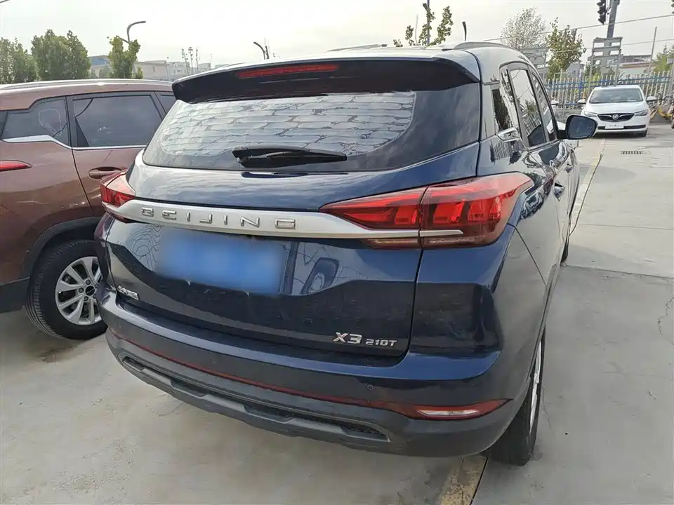 BAIC Beijing X3