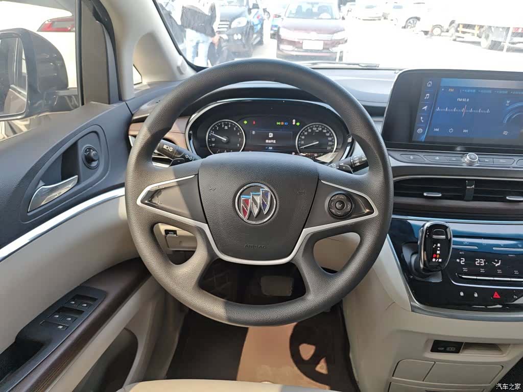 Buick GL8, 2020 7
