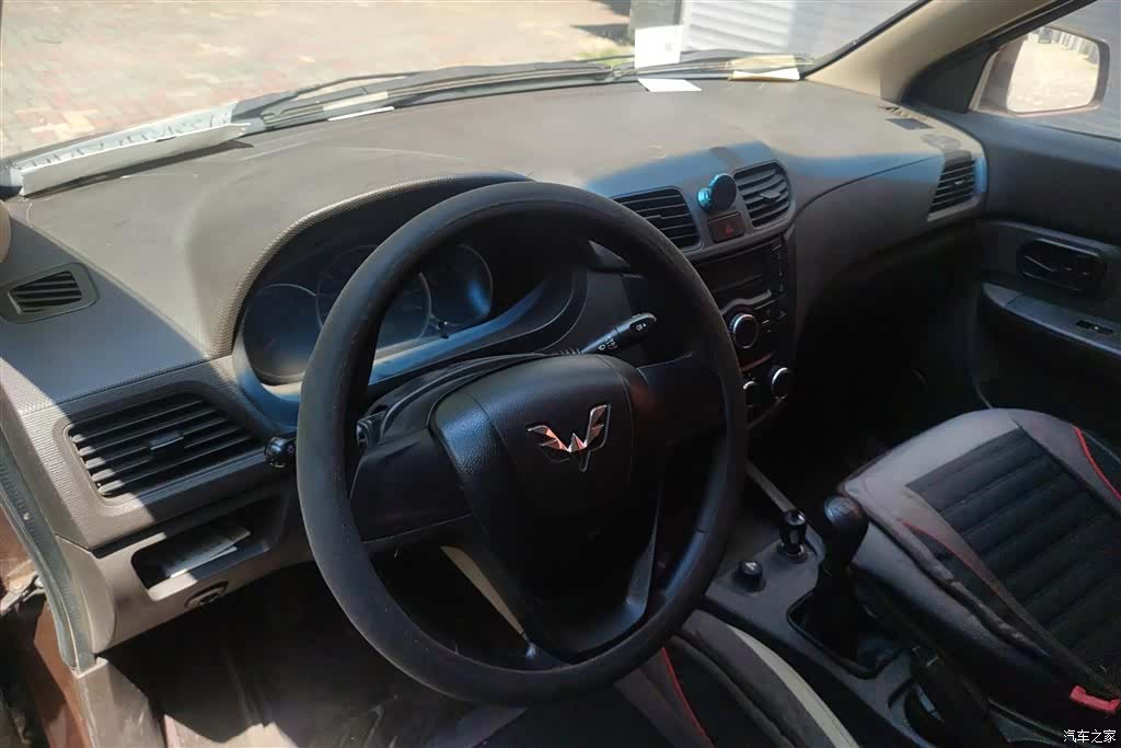 Wuling Hongguang, 2018 12