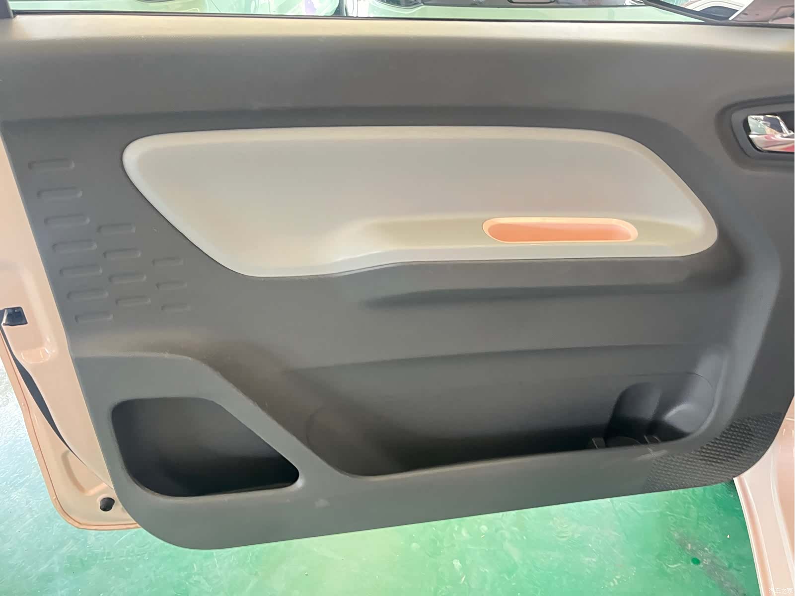 Wuling MINIEV, 2022 13