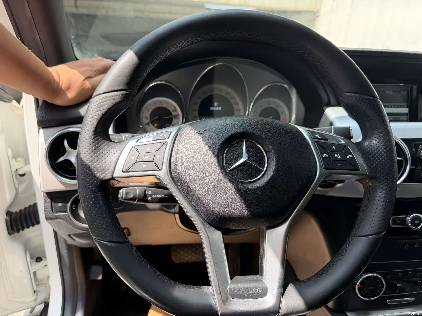 Mercedes-Benz GLK-Class, 2015 6